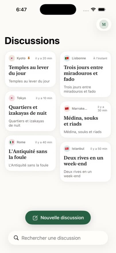 L'écran d'accueil de l'app : mosaïque des conversations par destination.